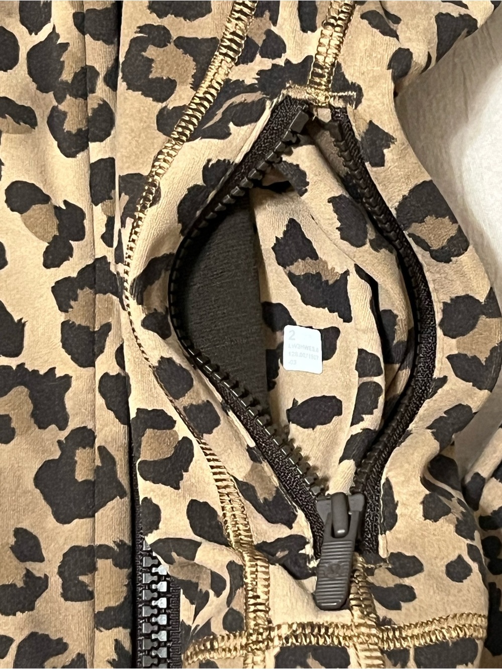 True Leopard Define Crop Jacket RARE - Picture 7 of 8